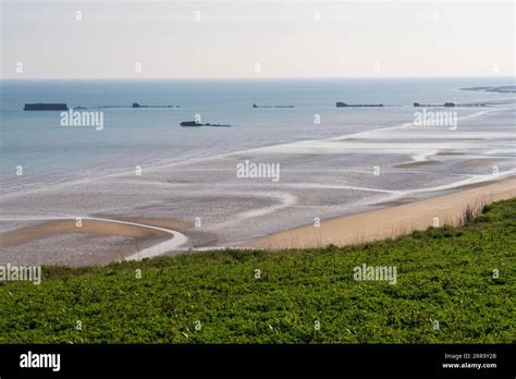 mulberry harbor omaha beach.